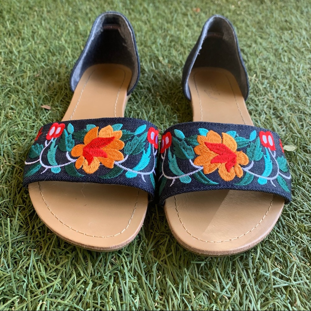 Floral Sandals - Picture 5 of 6